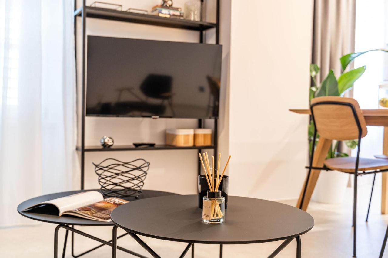 Agape Old Town-luxury Two Bedroom Apartment